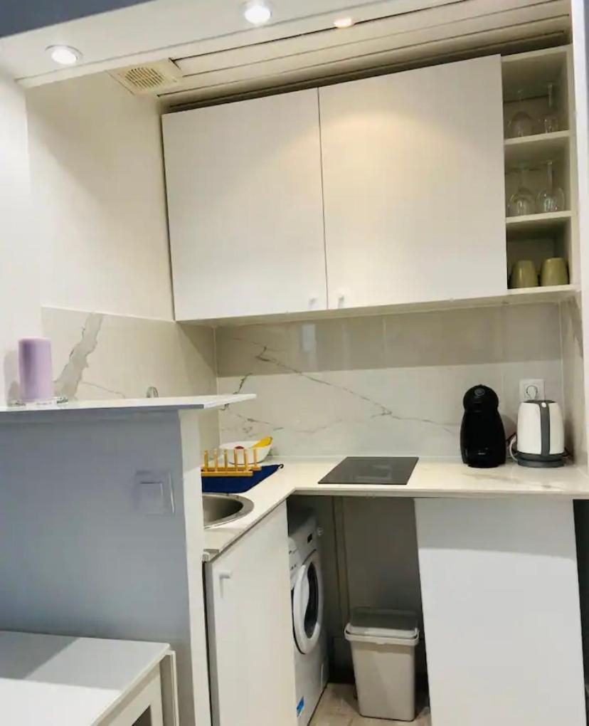 Appartement Moderne Quartier Saint Lazare Paříž Exteriér fotografie